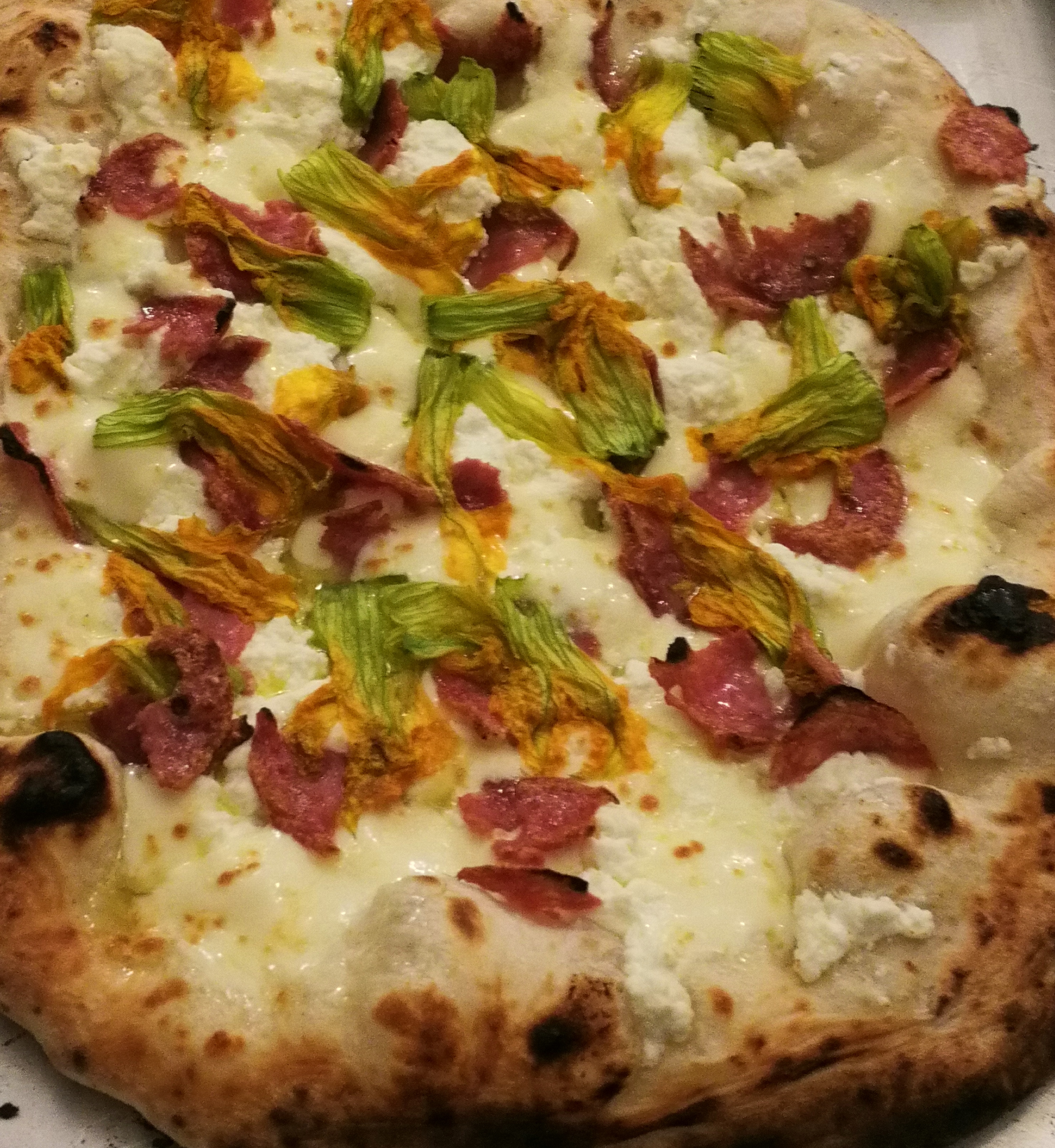 Pizza fior fi zucca